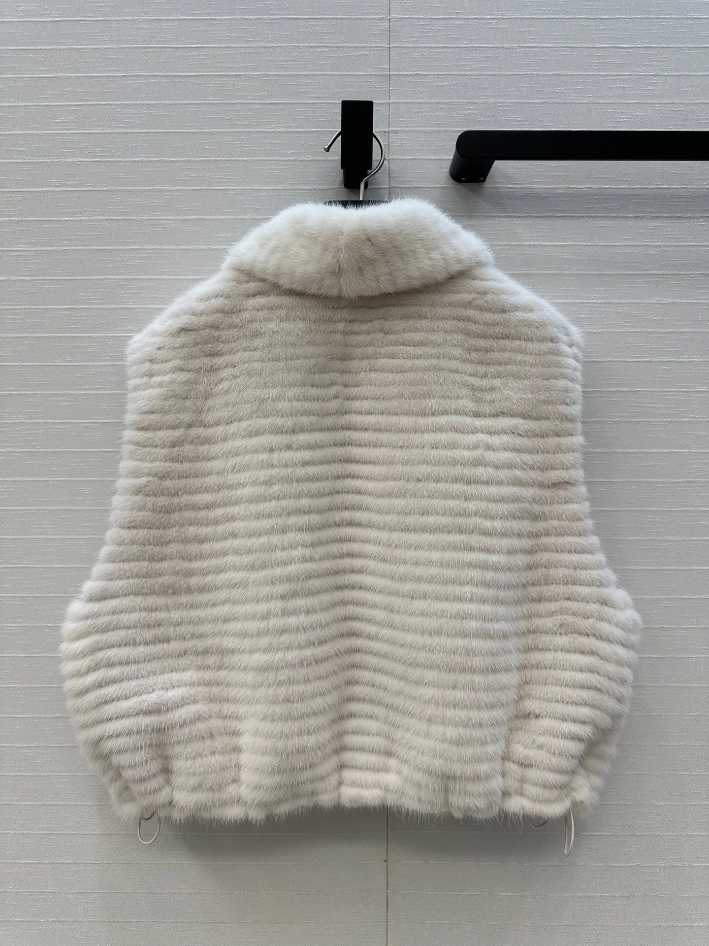 25fw fur vest
