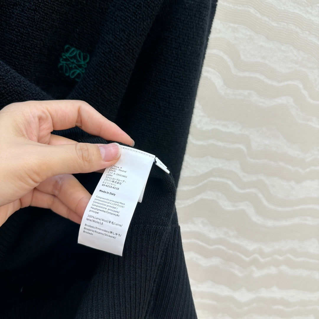 25fw embroidered sweater
