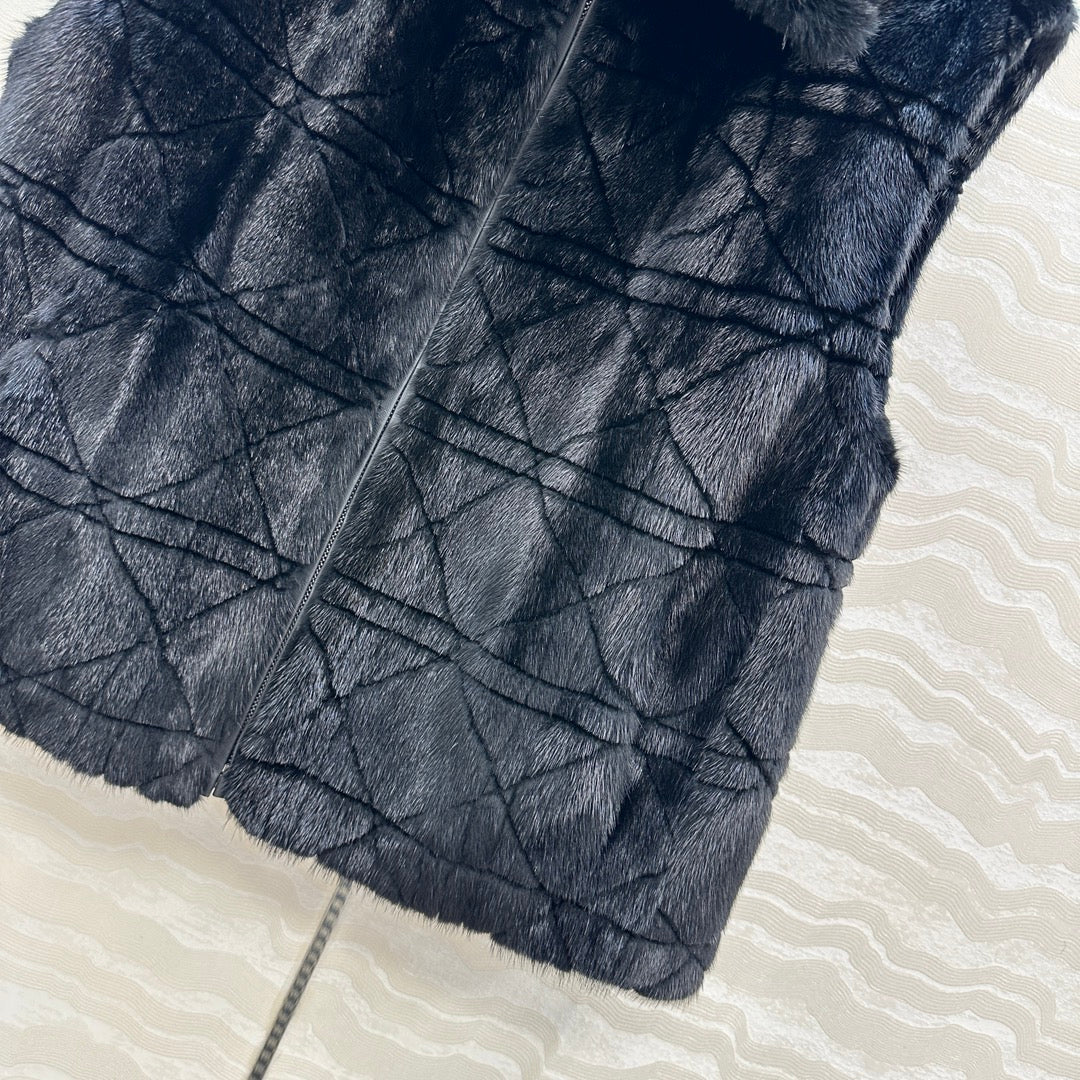 25fw sheepskin vest