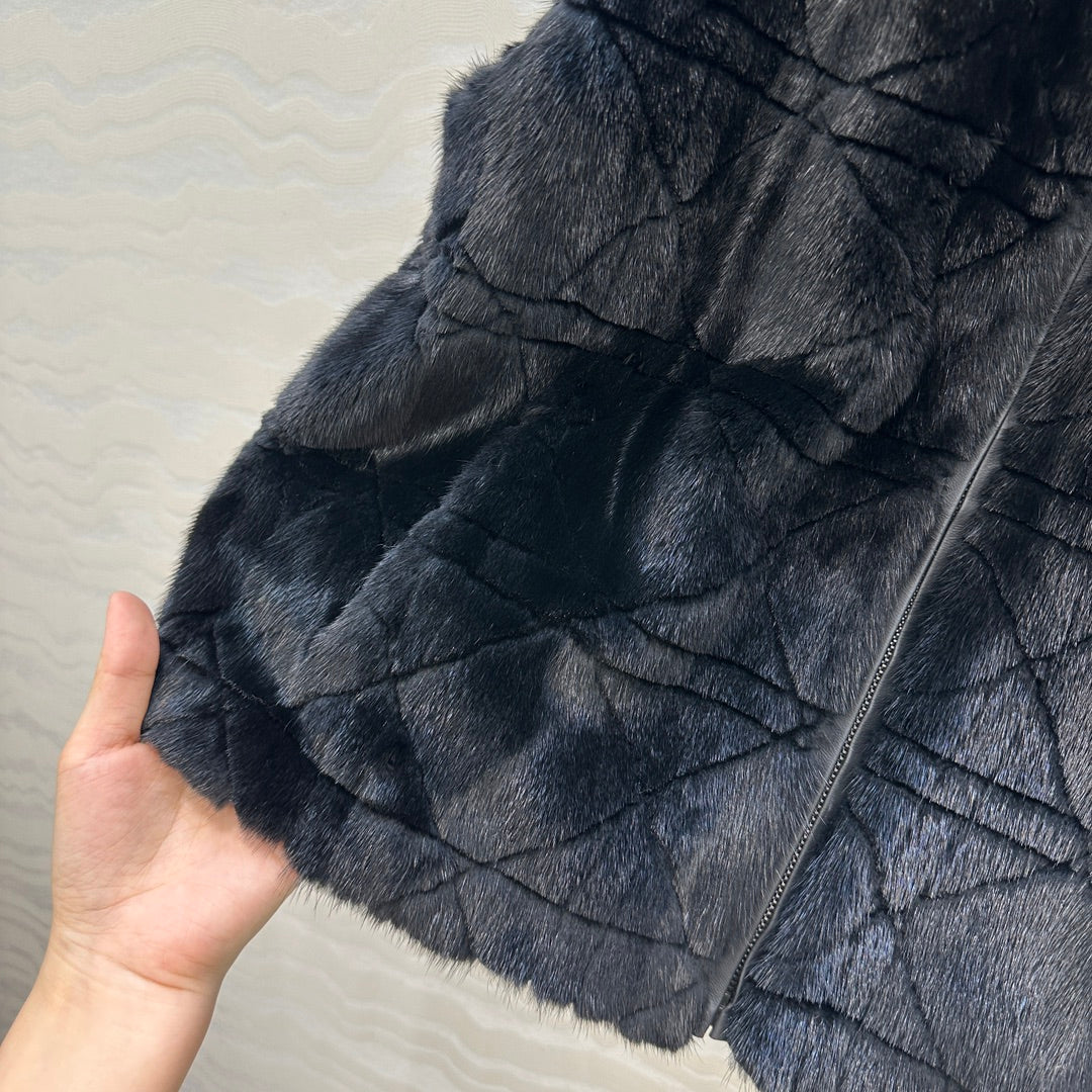 25fw sheepskin vest