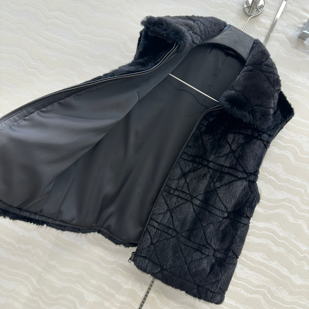 25fw sheepskin vest