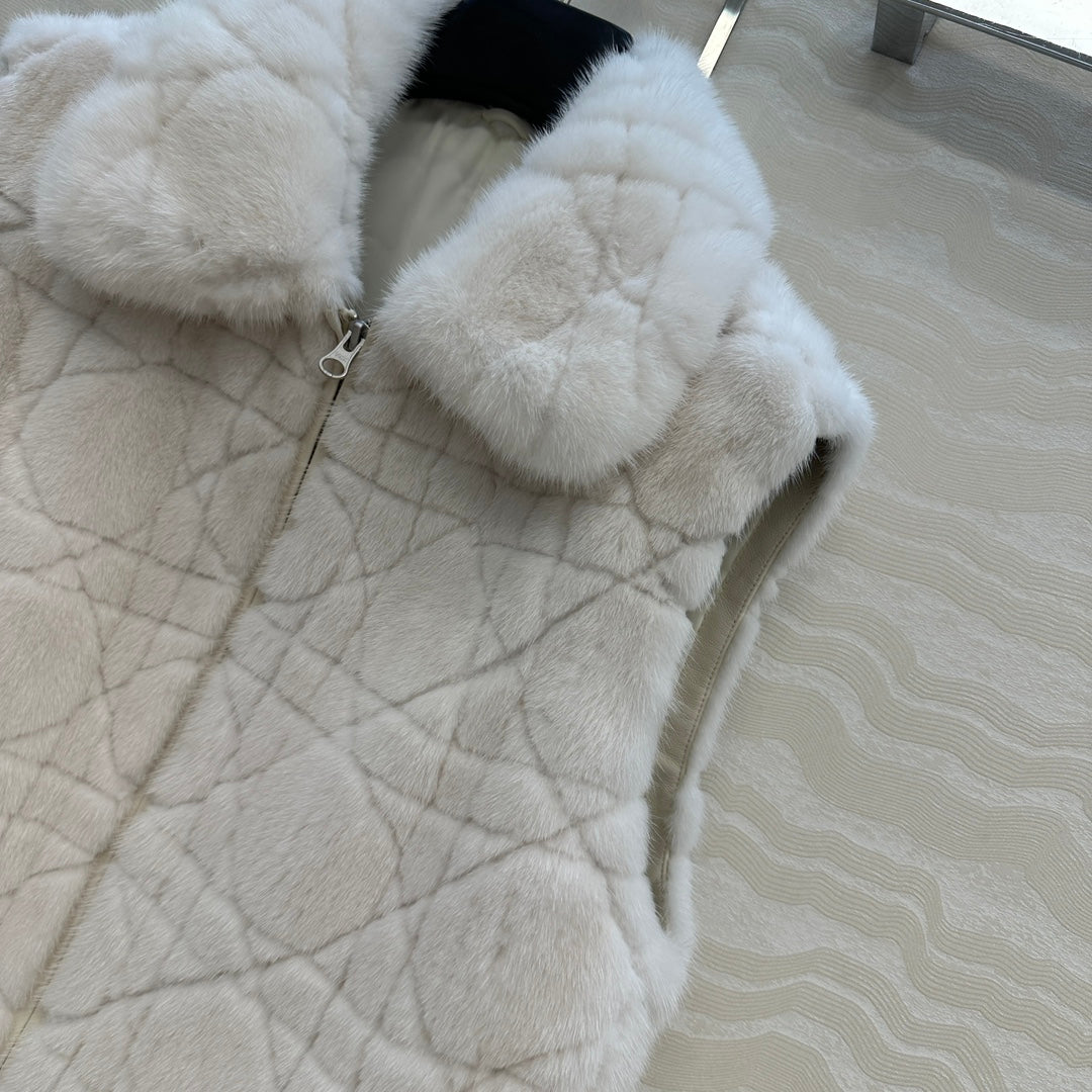 25fw sheepskin vest