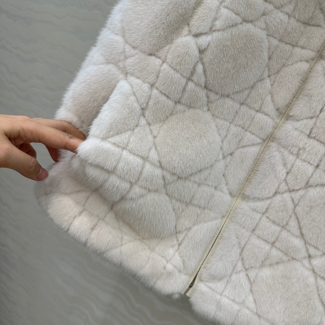 25fw sheepskin vest