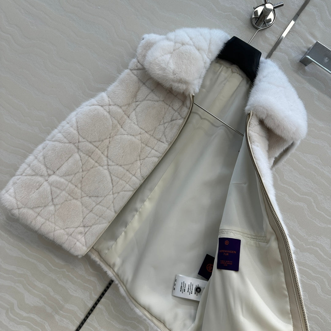 25fw sheepskin vest