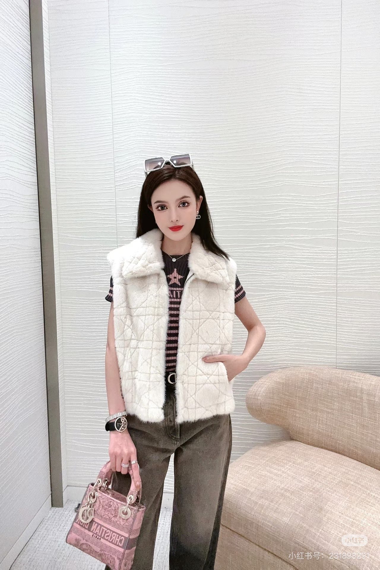 25fw sheepskin vest