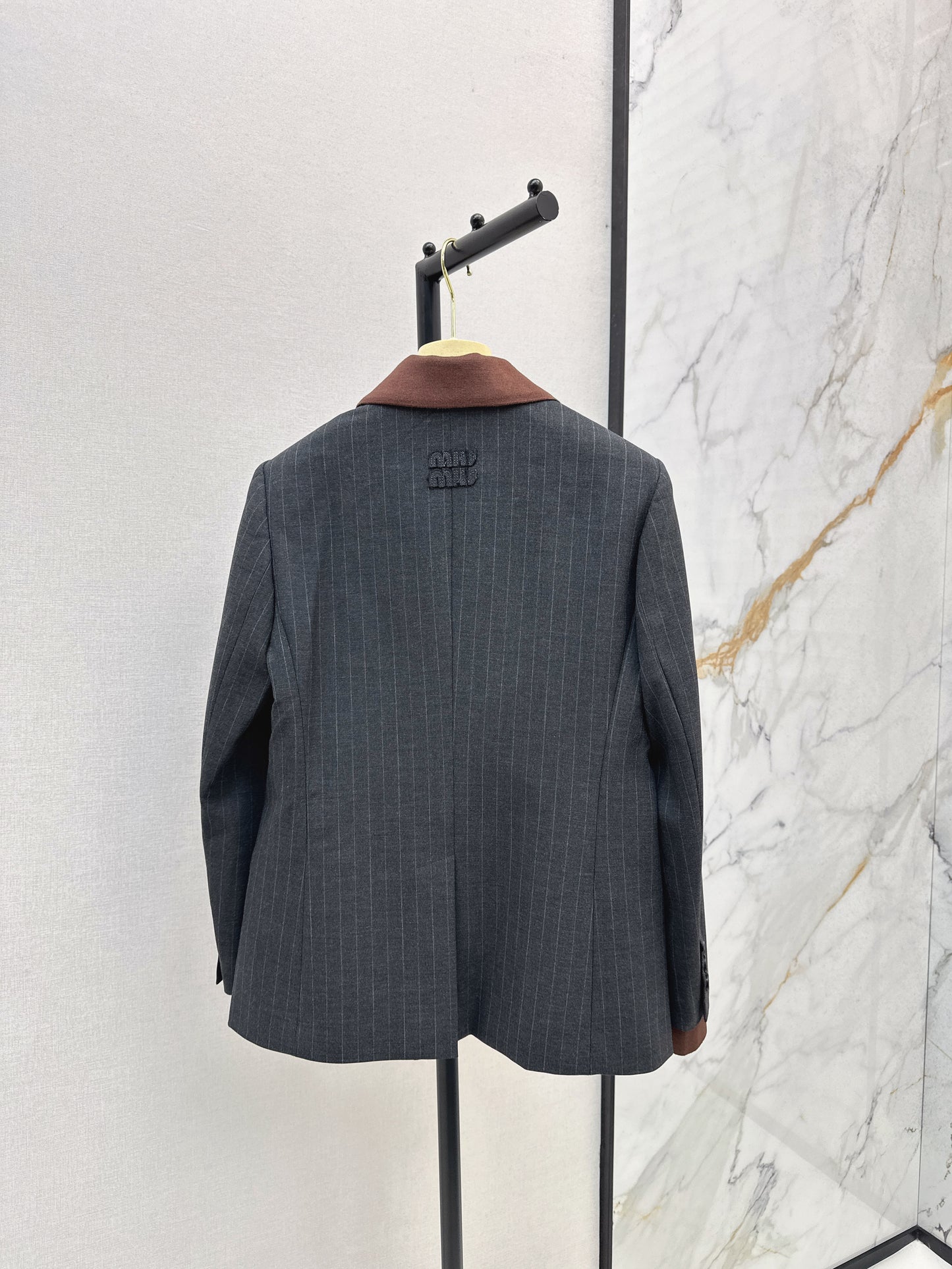 25 Suit Jacket
