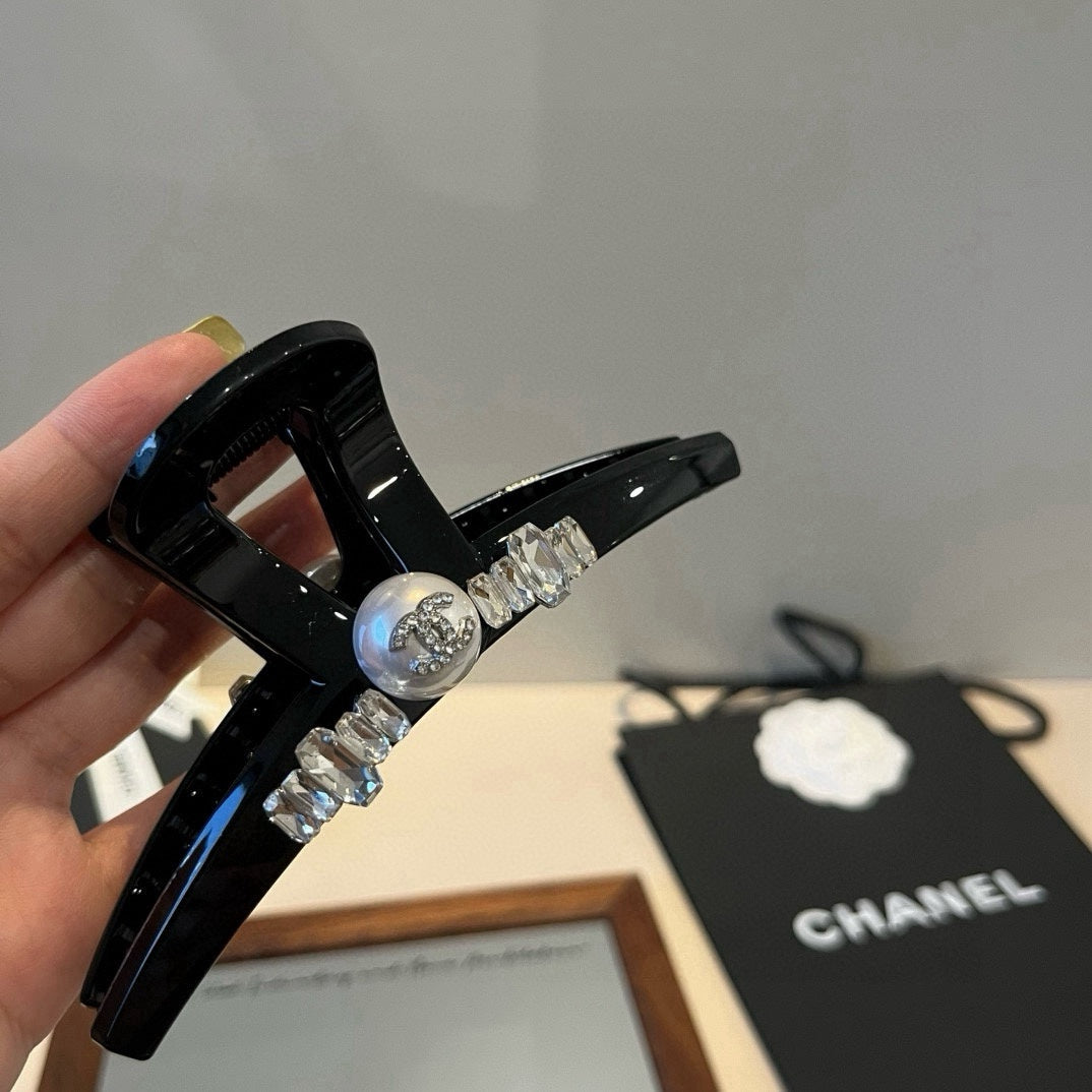 New pearl decorative hair clip