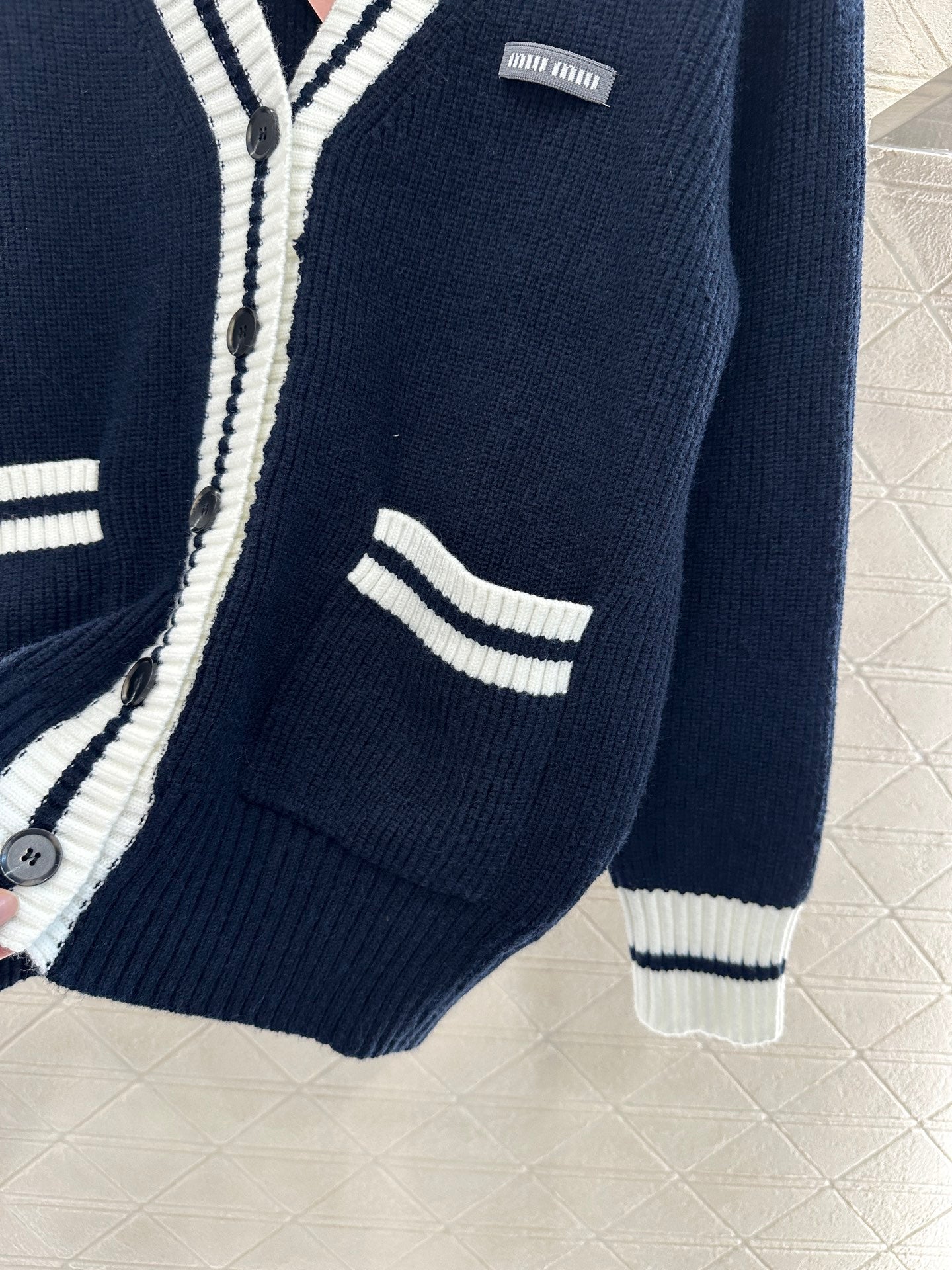Loose knitted wool cardigan
