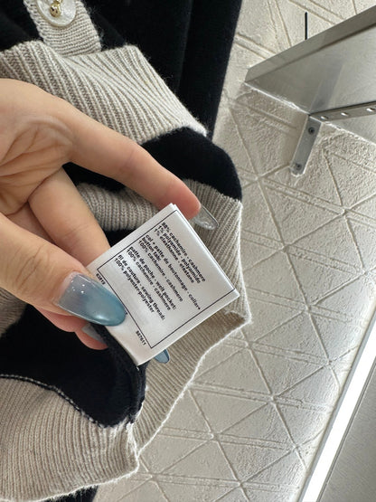 25fw Color blocking pocket sweater）