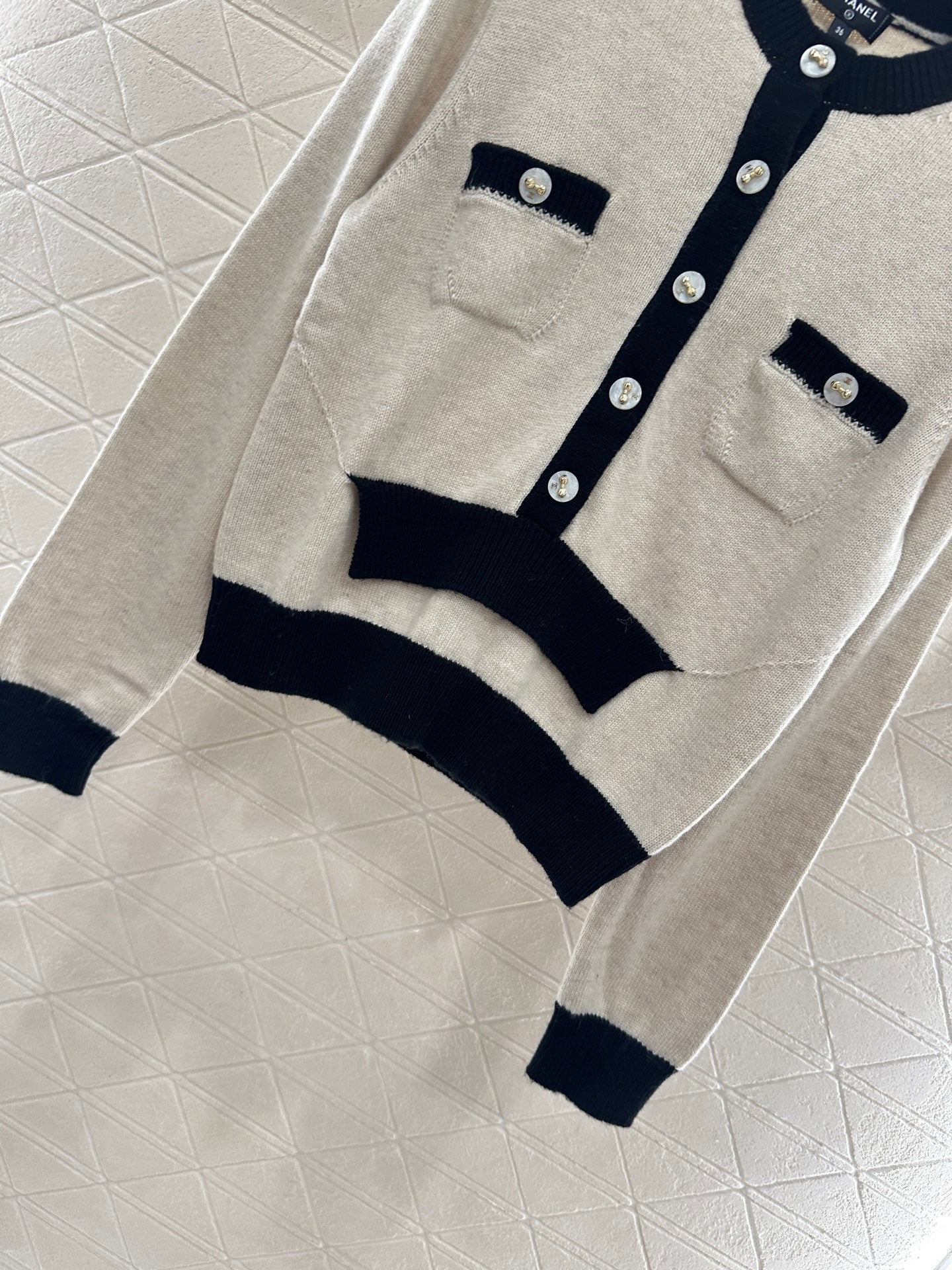 25fw Color blocking pocket sweater）