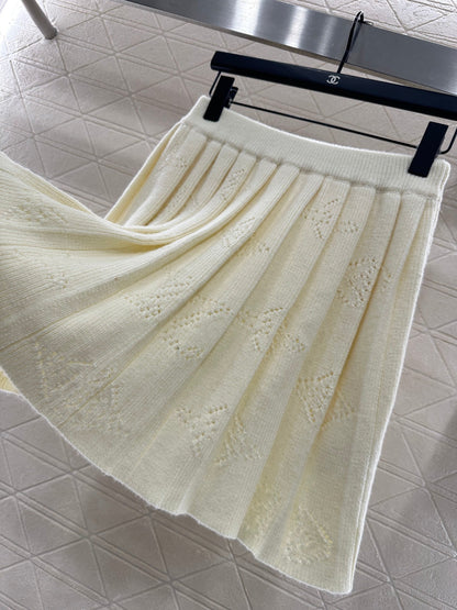 Jacquard knitted cardigan pleated skirt set