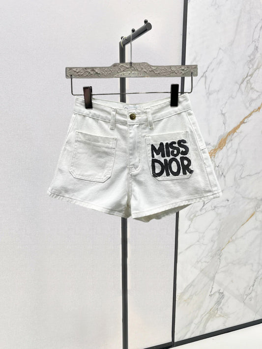 25 letter white shorts