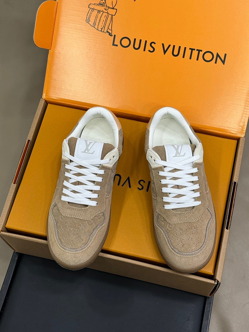 25 STADIUM sneakers