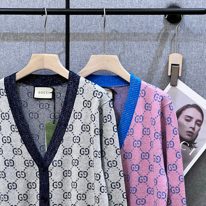 25 Specially spun wool monogram cardigan