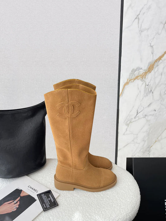 C 25 Cowhide boots