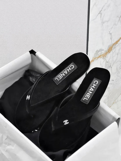Casual Slim-Strap Velvet Flip-Flops