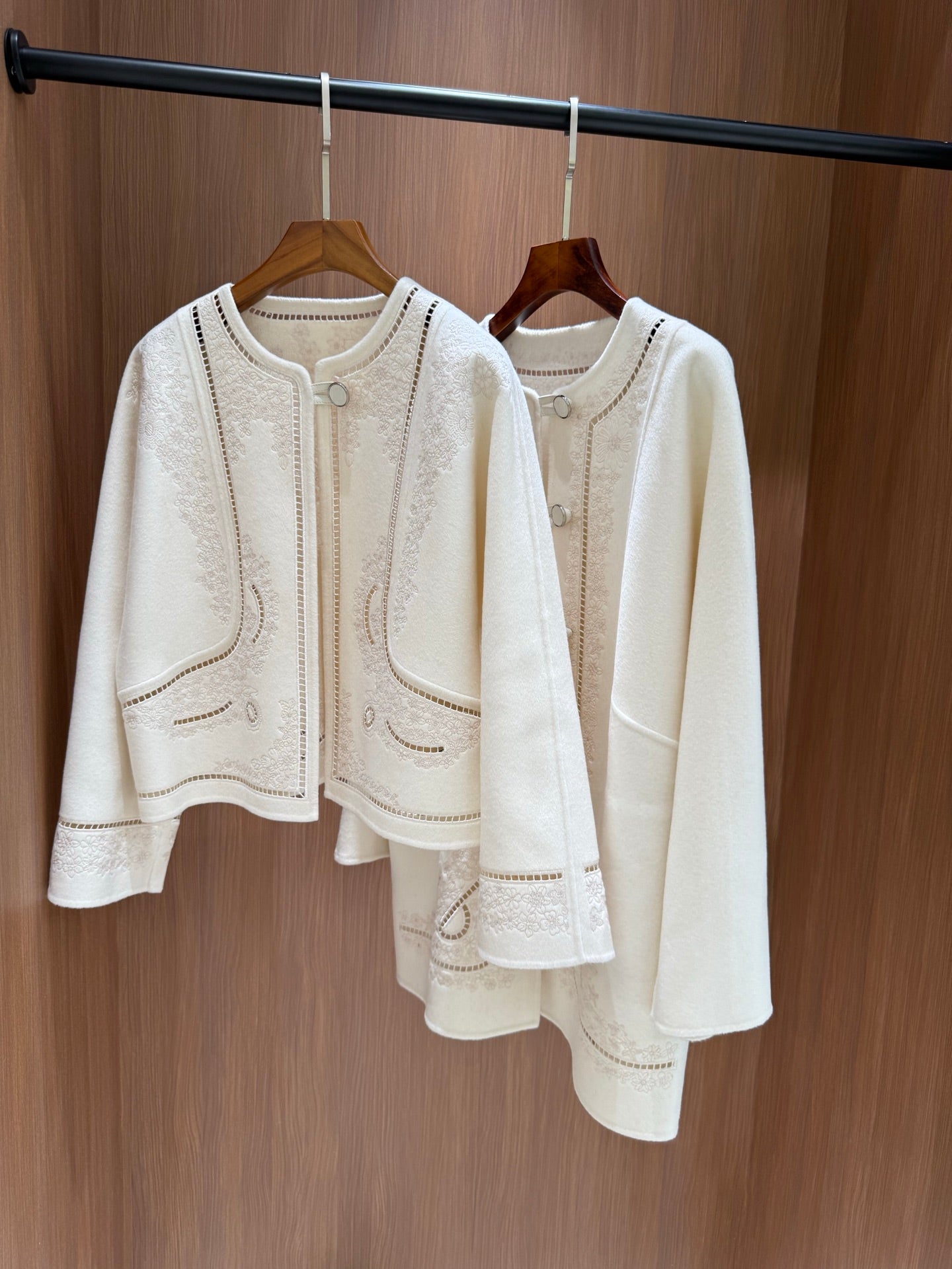25 Cashmere cardigan jacket（BEIGI/BLACK）