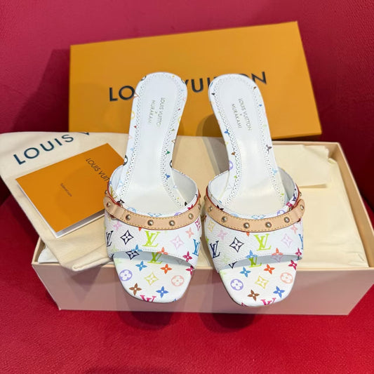 White Three-color Shoes