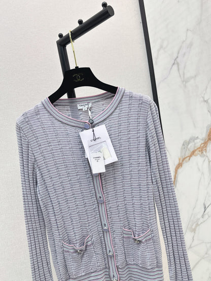 25 Flow knit cardigan