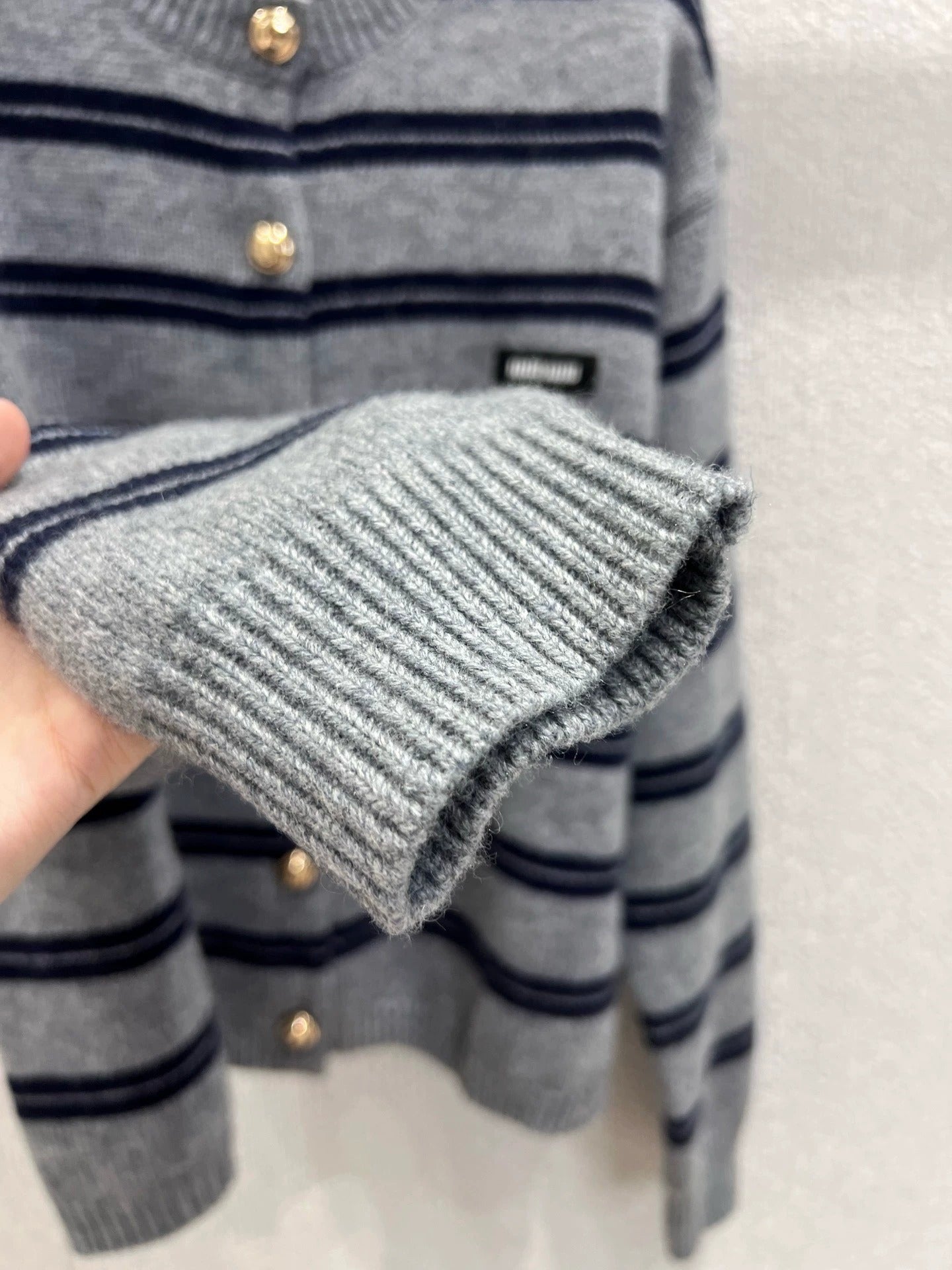 25Fw knitted cardigan