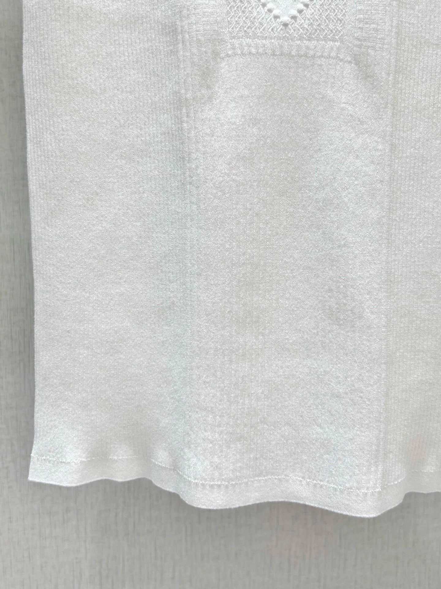 25 knitted vest