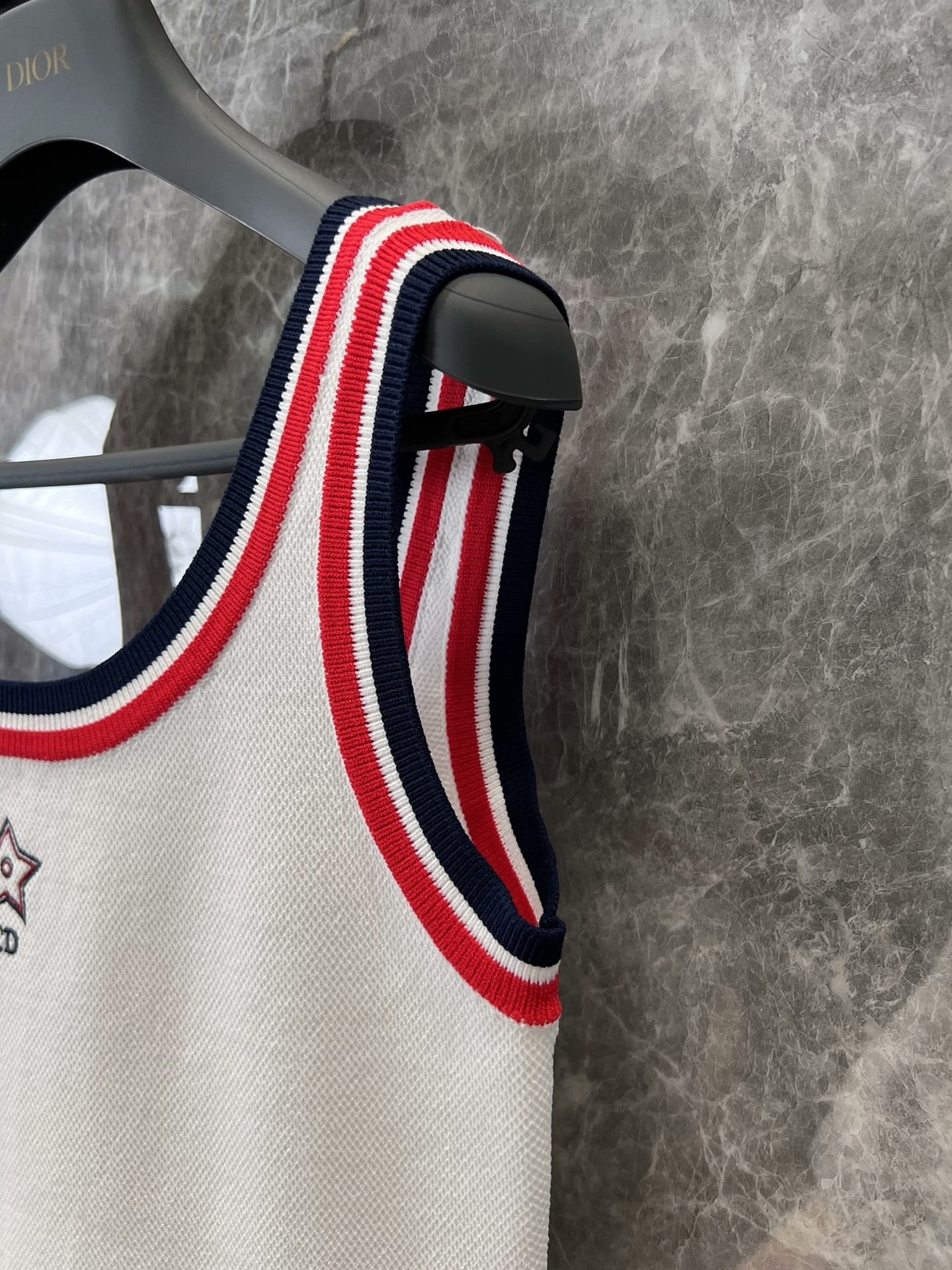 25 Tennis sports style suit