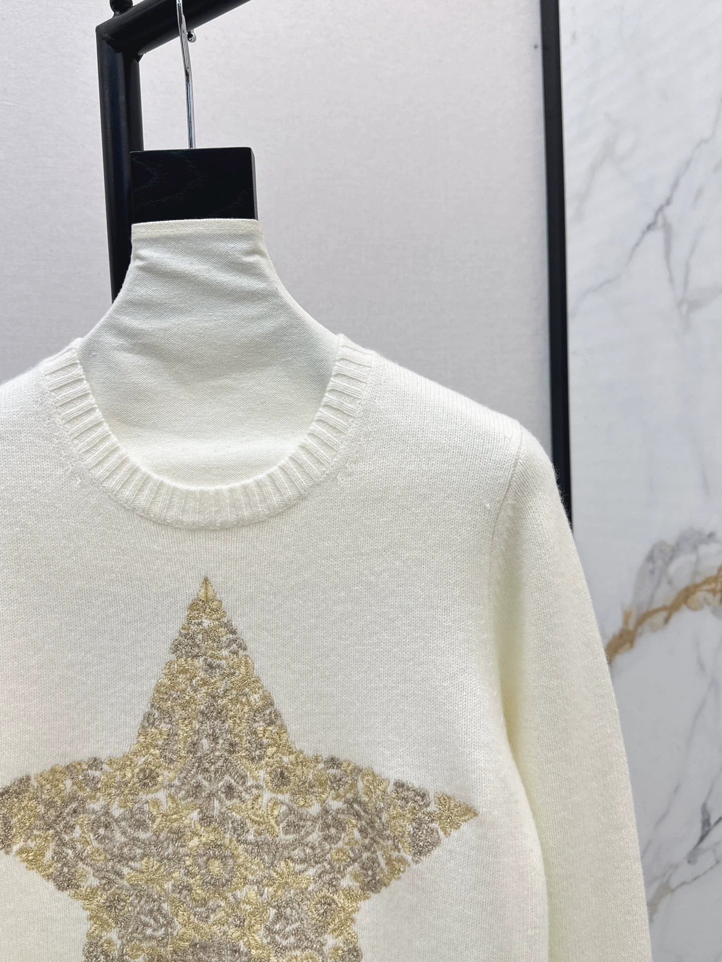 25 cashmere sweater