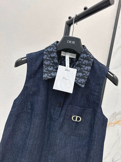 25 sleeveless dress