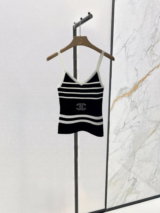 25 stripes suspenders