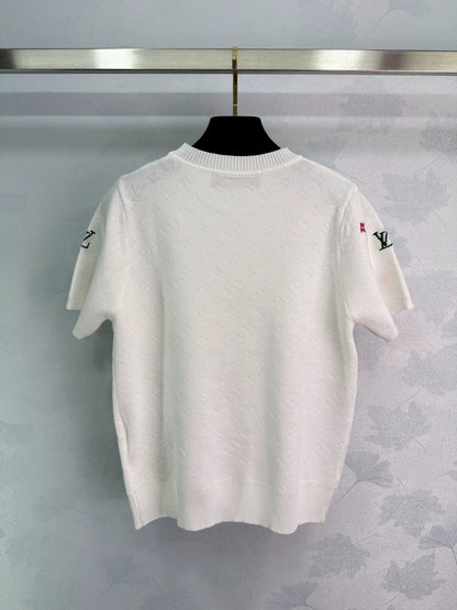 25 round neck short sleeves