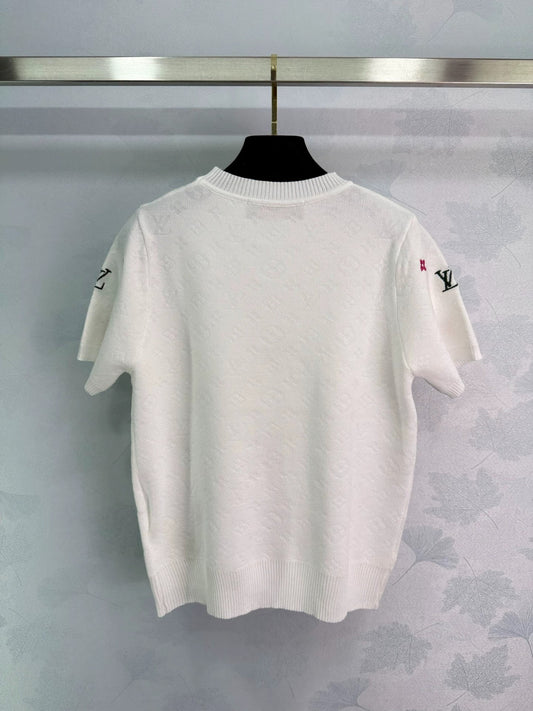 25 round neck short sleeves