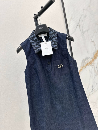 25 sleeveless dress
