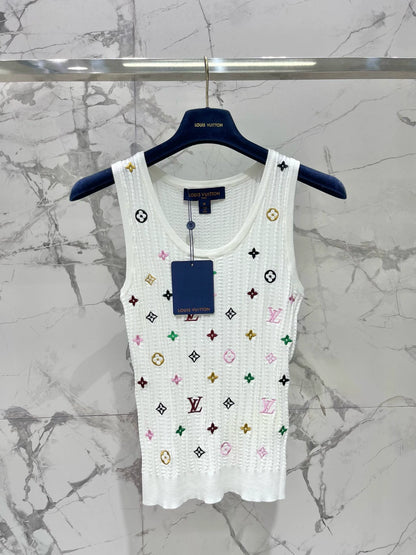 25 new embroidered logo knitted vest