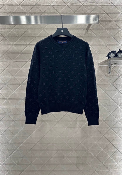 25 Embroidered jacquard sweater