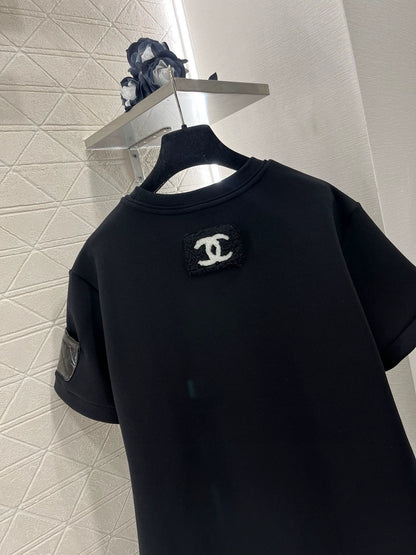 25 Round neck spliced diamond-patent leather short sleeves