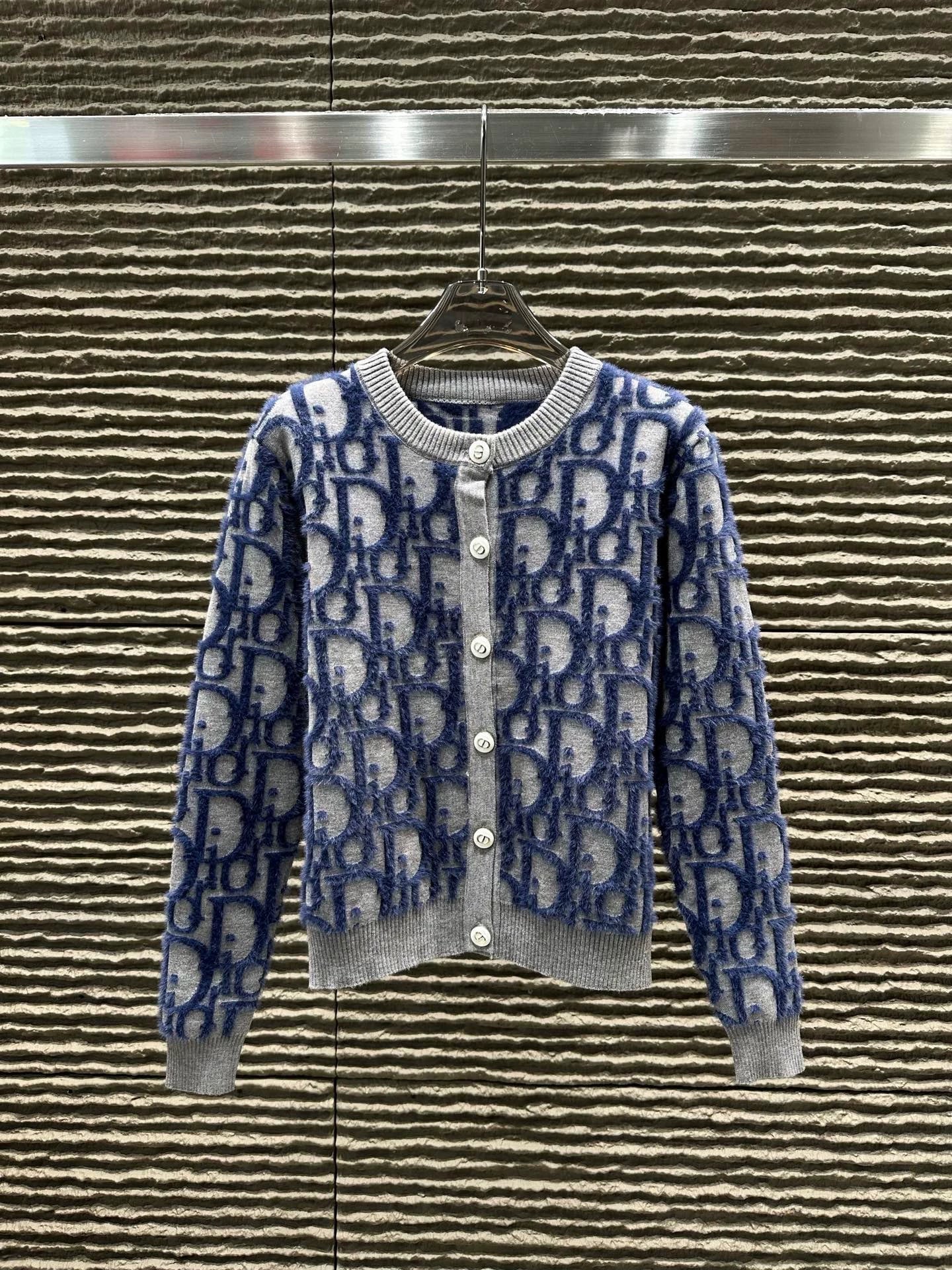 25fw Dark pattern jacquard full letter cardigan