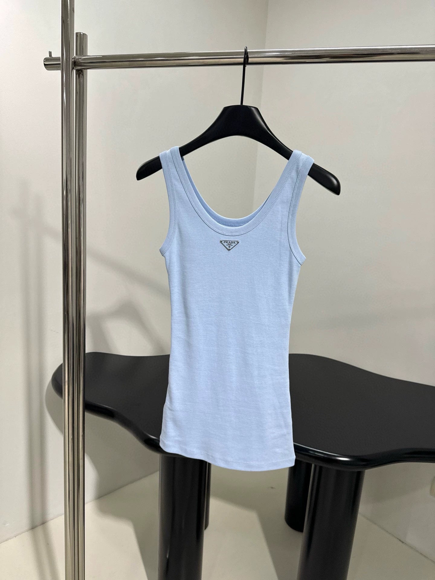25 New Ribbed Jersey Vest