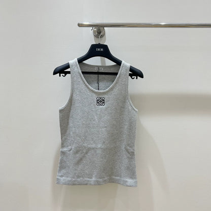 25 classic embroidered logo vest