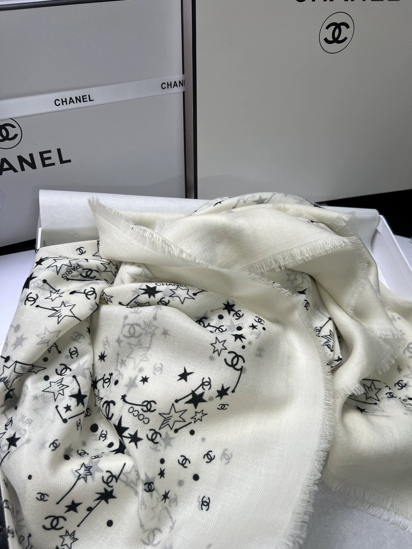 25 Star Cashmere Silk Shawl Scarf