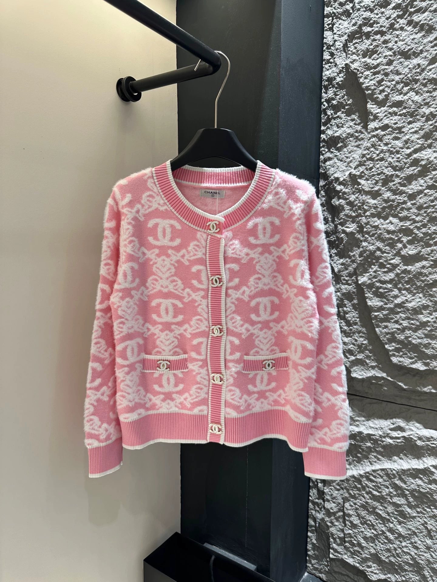 25 Classic Wool Cardigan