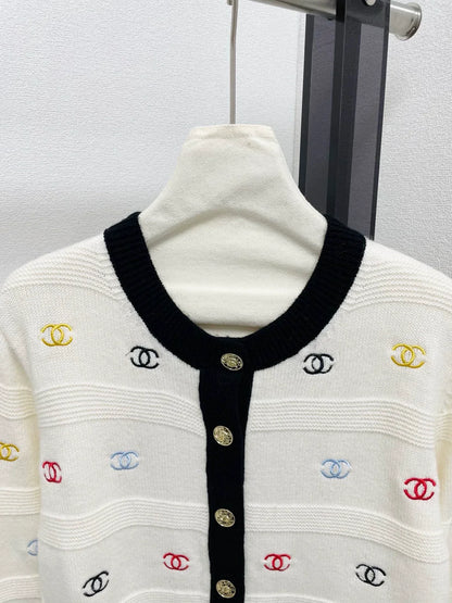 25fw Colorful Embroidered Knitted Cardigan