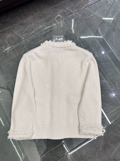25 Lace knitted cardigan