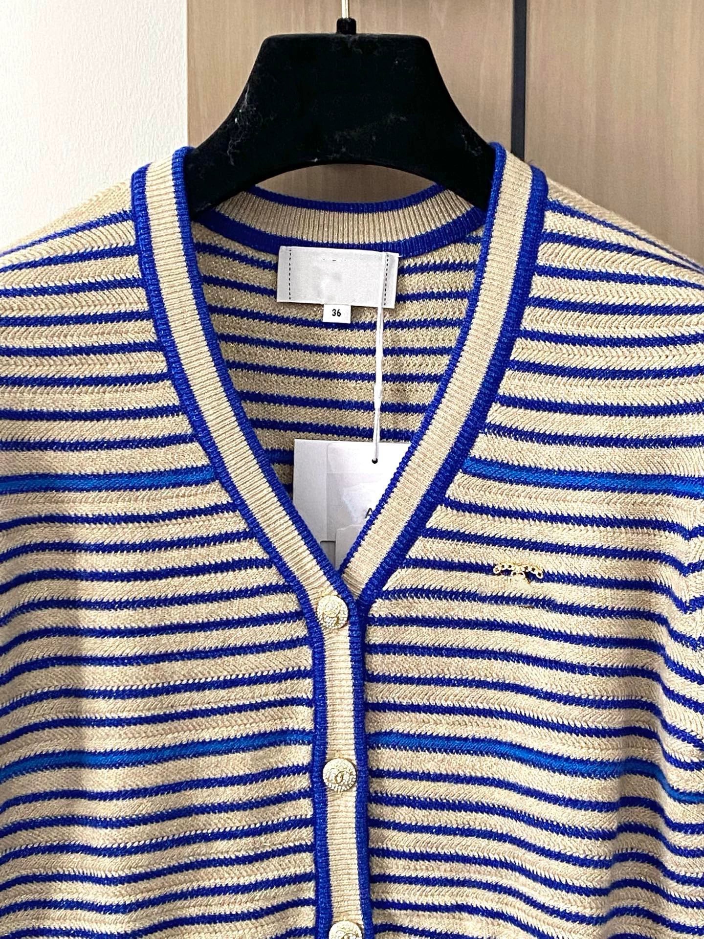 25 Blue and white striped cardigan