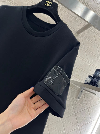 25 Round neck spliced diamond-patent leather short sleeves