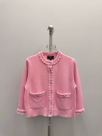 25 Lace knitted cardigan