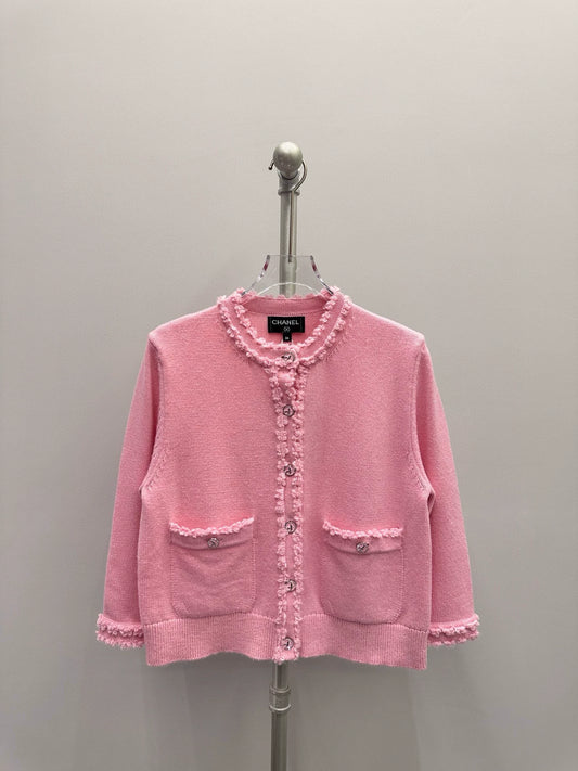 25 Lace knitted cardigan