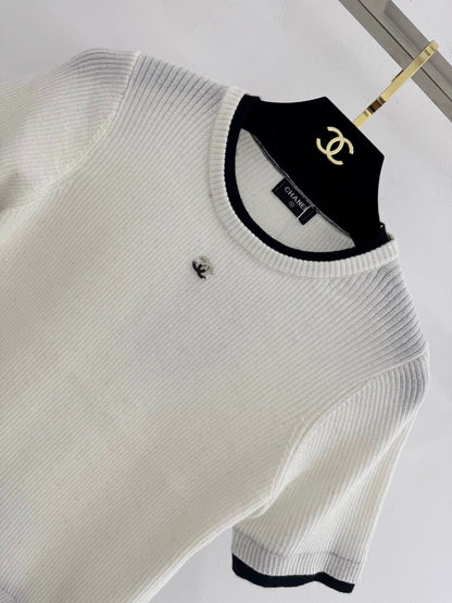 25 round neck short sleeves
