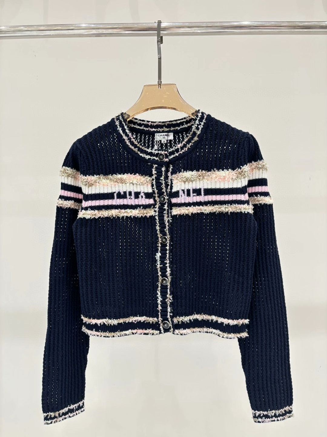 25 knitted cardigan