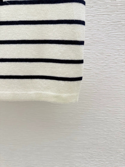 25-stripe knitted vest