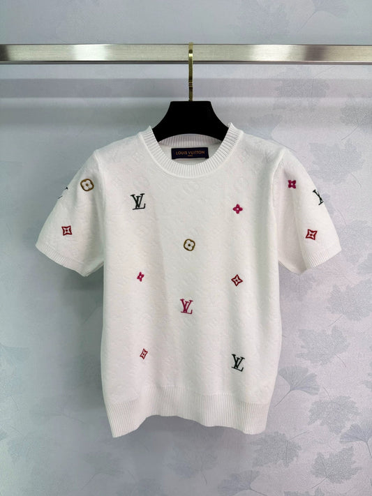 25 round neck short sleeves